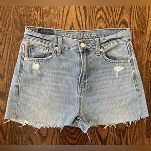 Womens American Eagle Outfitters Mom Jean Shorts Cut Off Denim High Waist Size 0